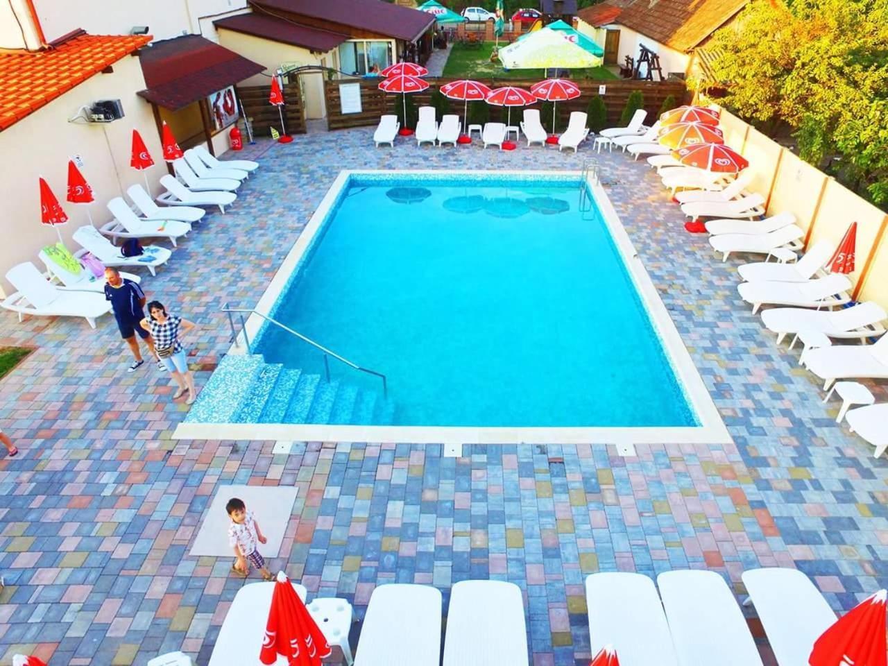 Pensiunea Casa Iorgovanul Urseni Mosnita Noua Exteriér fotografie