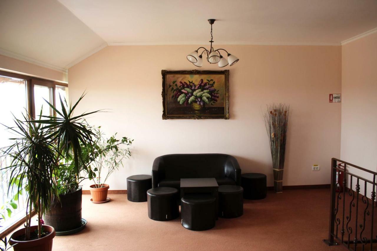 Pensiunea Casa Iorgovanul Urseni Mosnita Noua Exteriér fotografie
